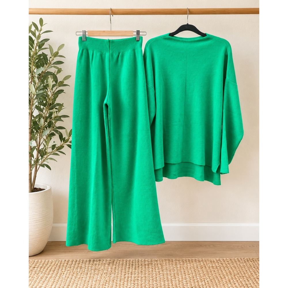 Maestro Green Knit Coordinated 2 Piece Set Oversized Sweater Wide Leg Pants Bold
